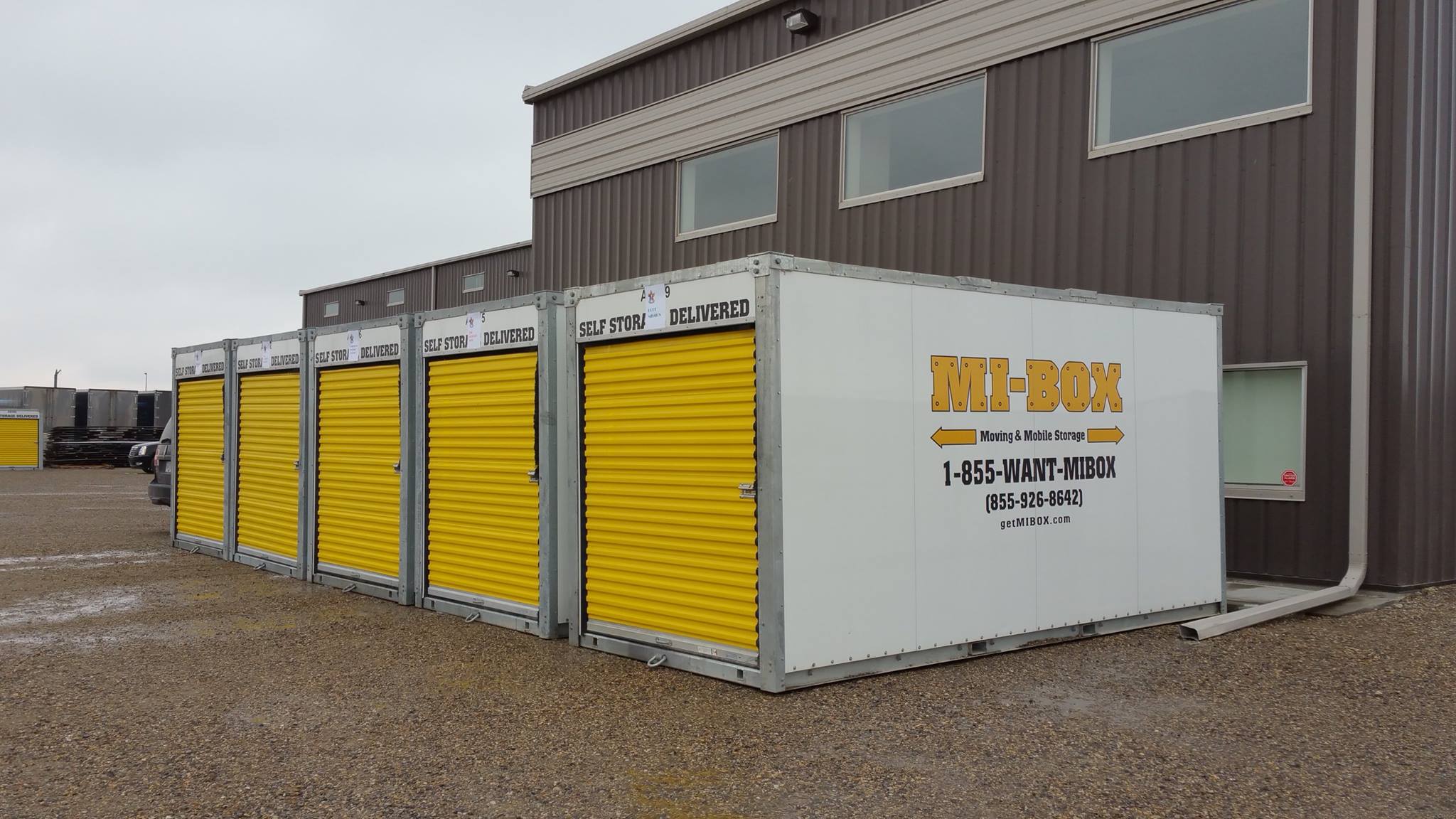 Rent Portable Storage Containers In Calgary - No Rust No Leaks | MI-BOX